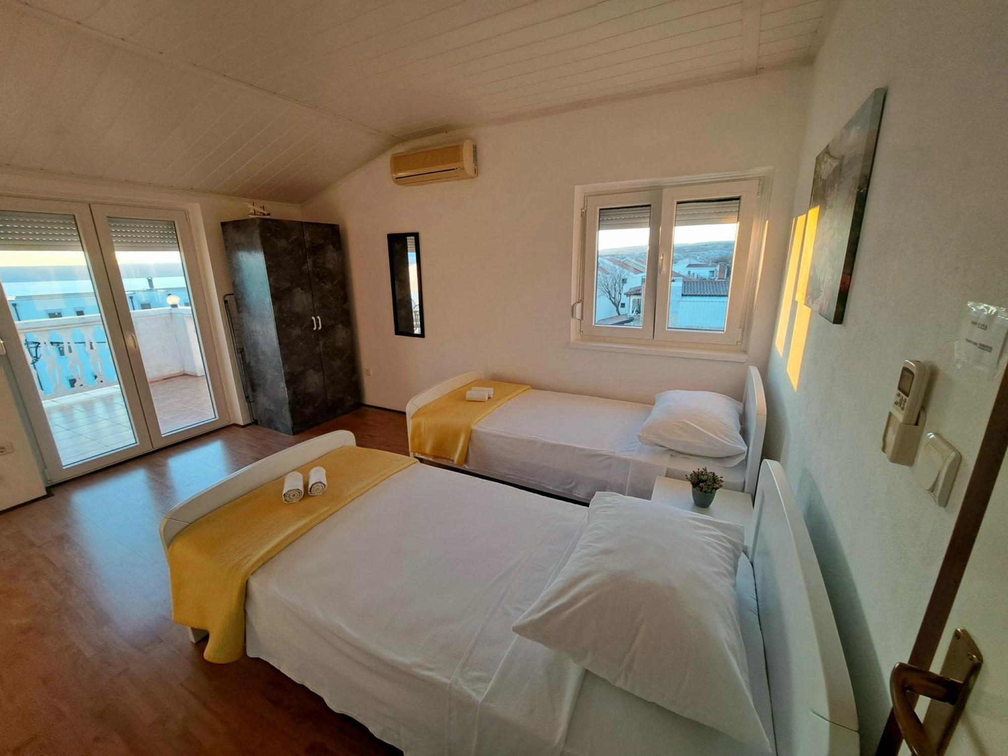 Apartments Maruna Maslenica Luaran gambar
